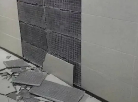 红旗瓷砖空鼓维修公司分享下红旗墙砖松动维修的知识